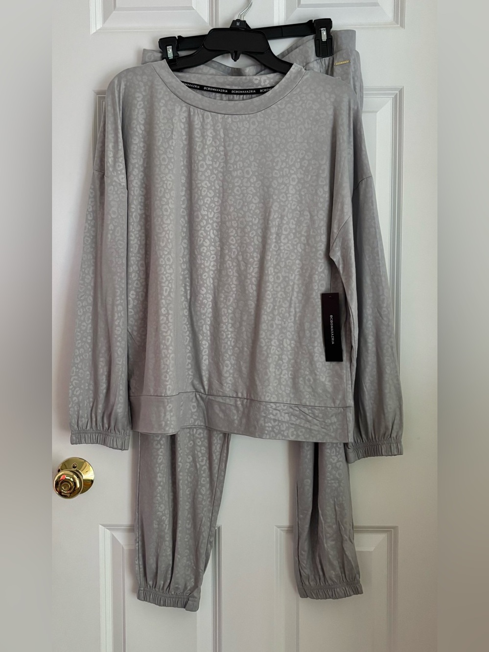 BCBGMaxAzria Light Gray Leopard-Print Loungewear Set